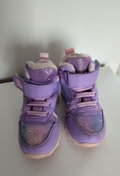 Buty zimowe  świecące Psi patrol dla dziewczynki r 23