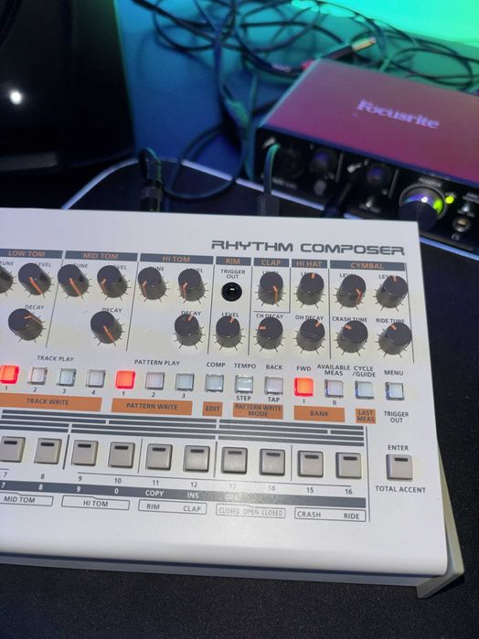 Roland Boutique TR-09