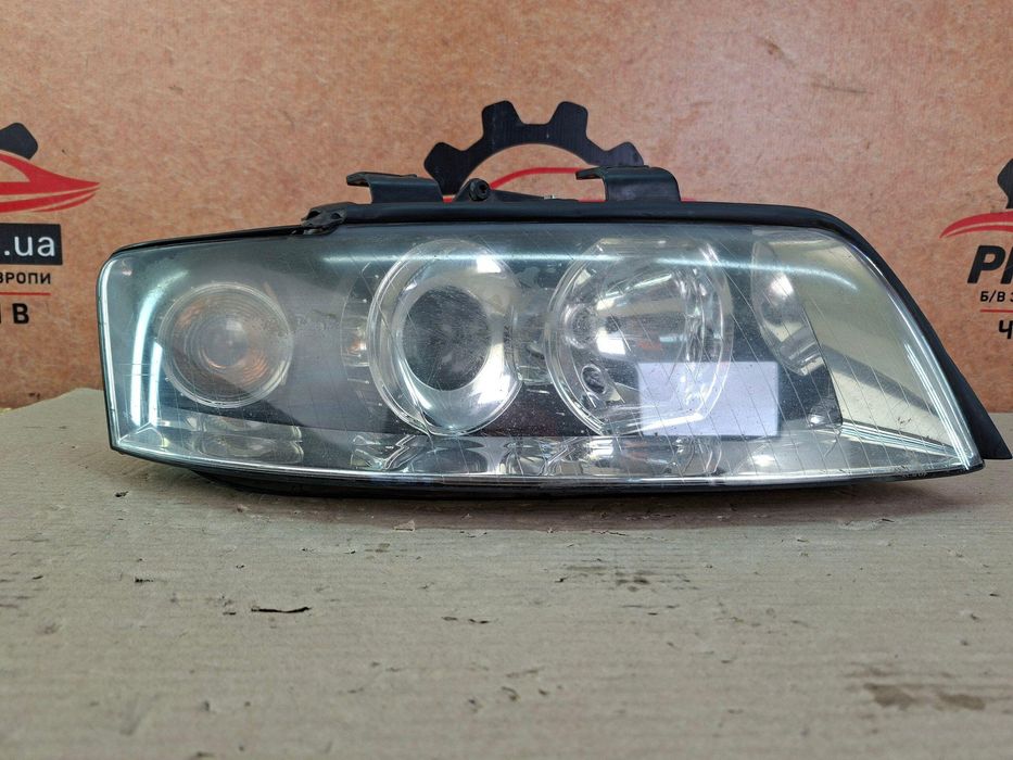 Audi A4 B6 2000-2004 Фара передняя правая галоген 8E0941004F