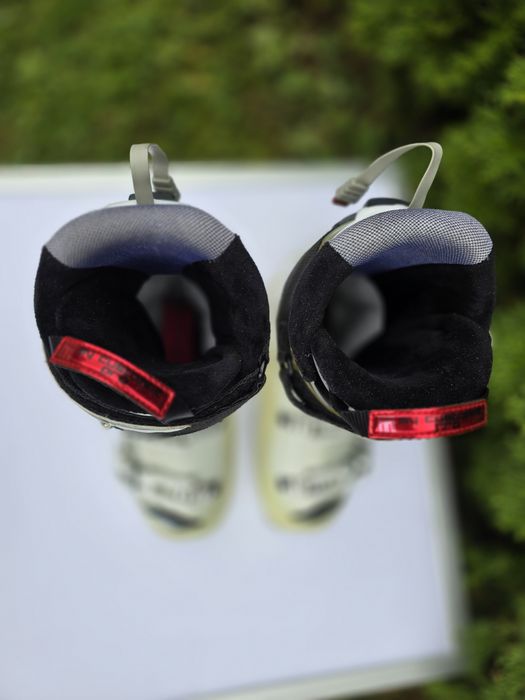 Sprzedam bardzo zadbane,super buty narciarskie Salomon  40 wkł 26-26.5