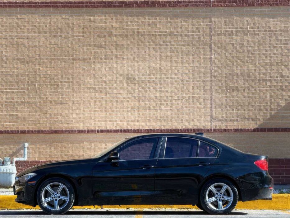 BMW 3 Series 320i      2015