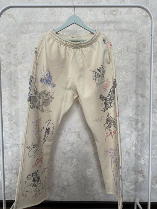 Represent Legacy Buttercream Sweatpant (L)