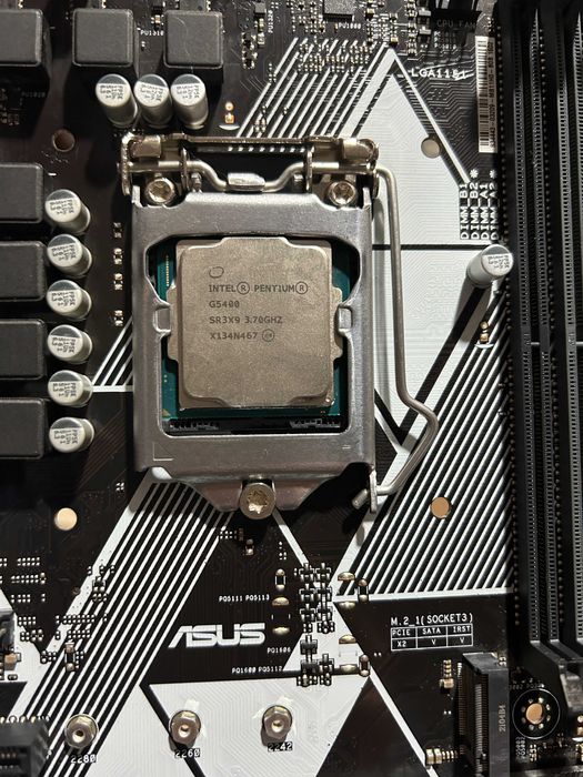 Процессор Intel Pentium G5400 LGA 1151v2