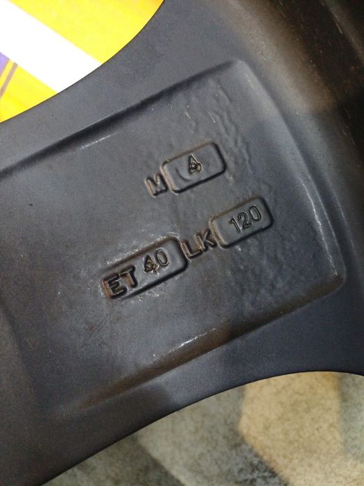 Felgi aluminiowe 5x120x20  9J ET40 BMW INSIGNIA T5