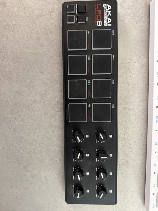 Sprzet Dj akai lpd arturia beatstep novation launchpad