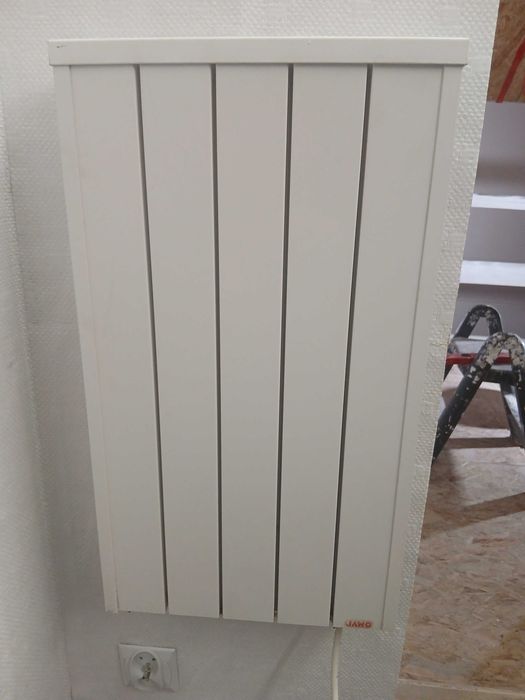 markowy grzejnik kaloryfer kaloryfer JAWO Jawotherm 800W z termoregulatorem