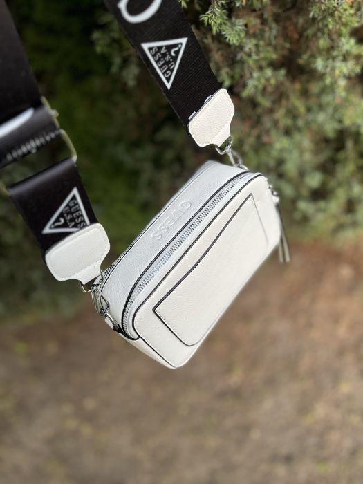 Жіноча сумка Guess