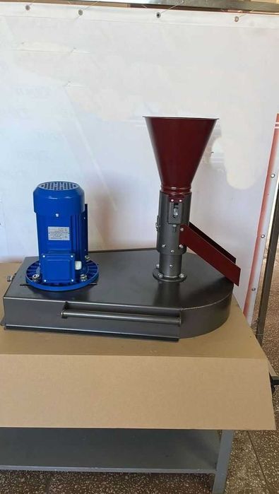 Гранулятор з двигунами на станині 1,5-7,5квт 220/380(Мат100/150/200мм)