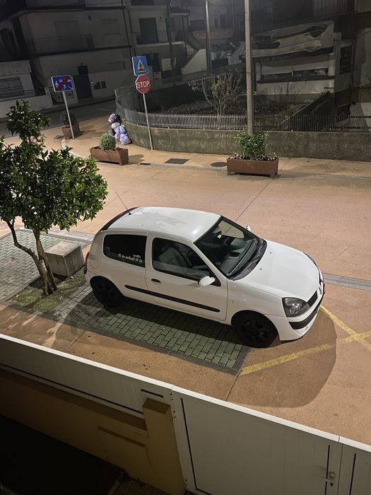 clio 1.5 dci comercial