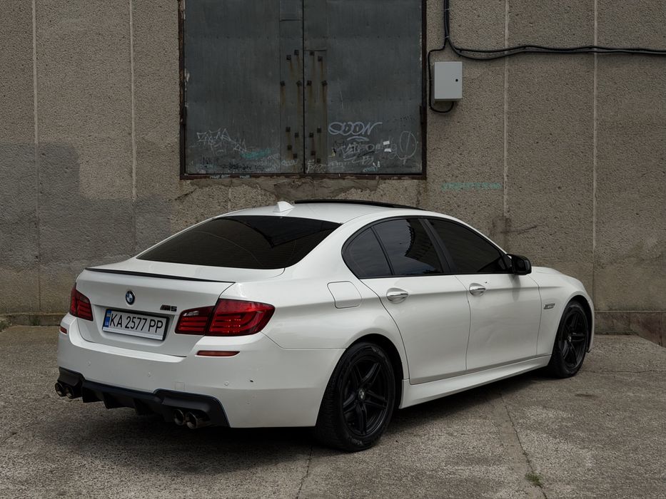BMW 5-SERIES F10 2013Г.В
