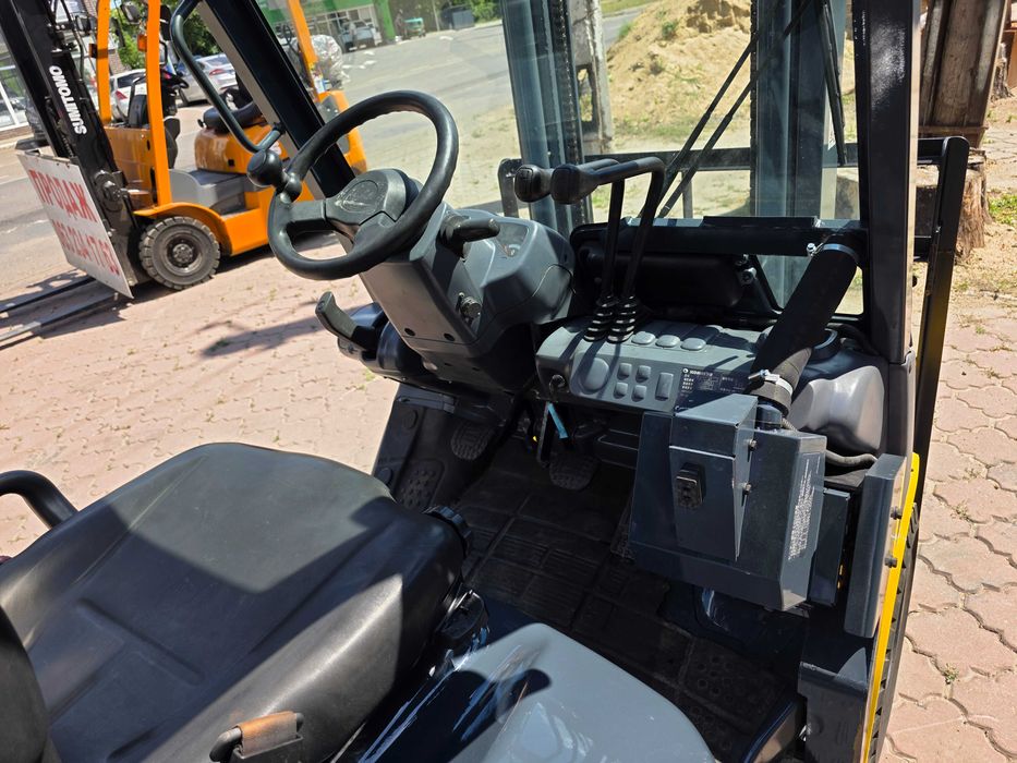 Навантажувач вилковий KOMATSU FG15T-21