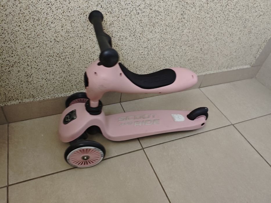 Hulajnoga Scoot and ride różowa