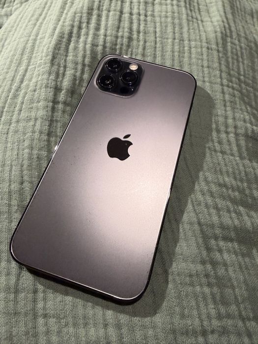 iPhone 12 Pro Grafitowy 128 GB