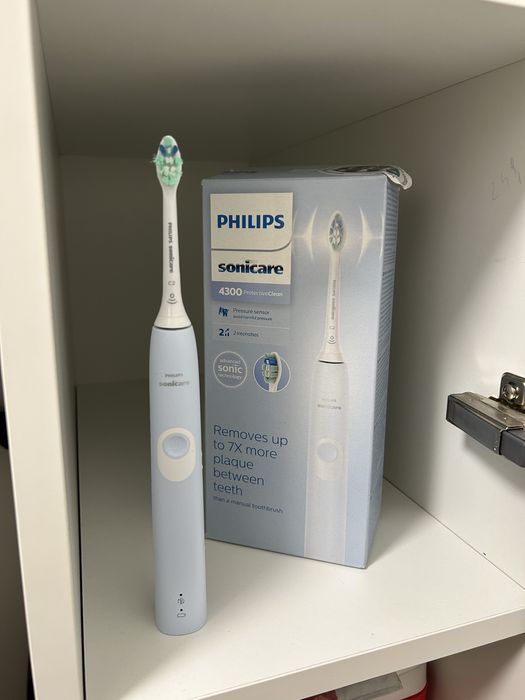 Szczoteczka soniczna Philips Sonicare 4300 Protective Clean