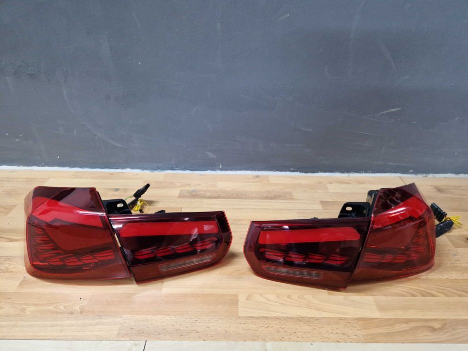 Задние фонари стопы на BMW 3 Series F30 2012-2018 год ( в стиле CS )