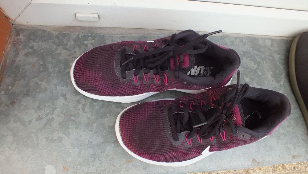 Super buty sportowe marki Nike flex run 2018 r 42