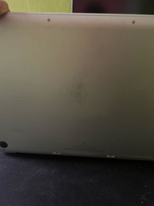 MacBook Pro opis