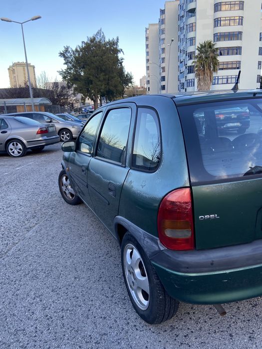 Opel Corsa B 1.0 12V - 141.962Kms (LER DESCRICAO)