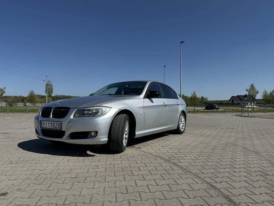 BMW E90 2.0D 143km