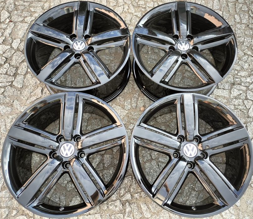 Felgi aluminiowe VW Touareg R-Line 9x20 ET57 5x130 7P6