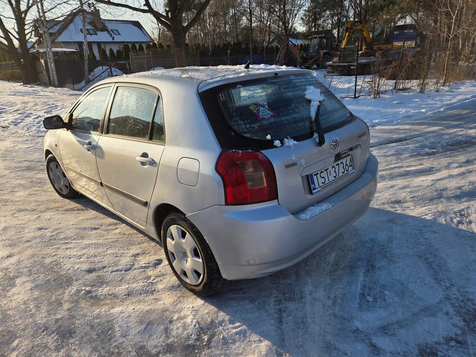 Toyota corolla e12 klimatyzacja sprawna jeżdżącą