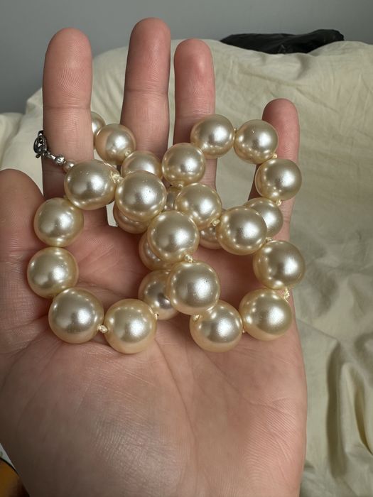 elegancki naszyjnik ze szklanymi perłami