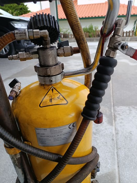 Bomba Extratora de Óleo MECLUBE 24L