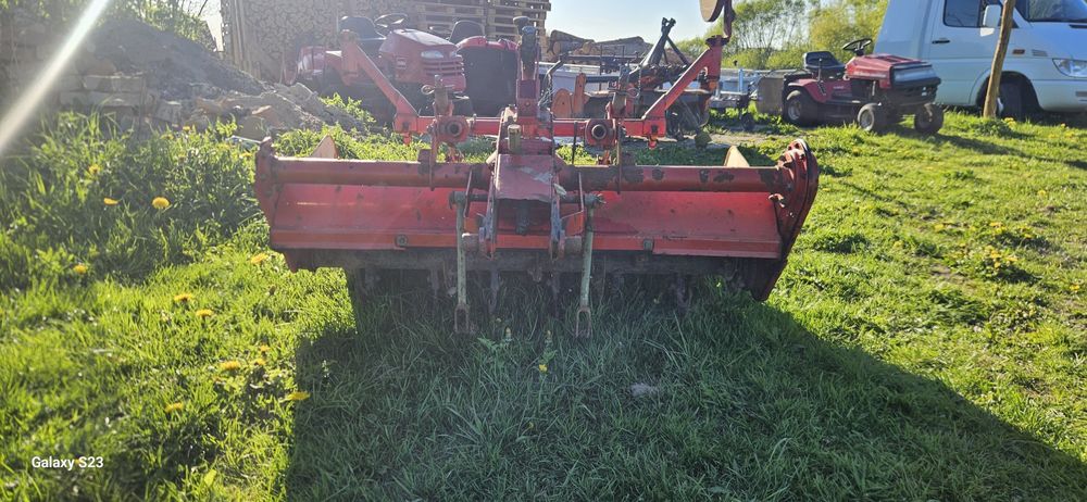 Glebozgryzarka yanmar