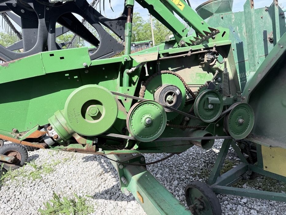 Зернова Жатка John Deere 625R