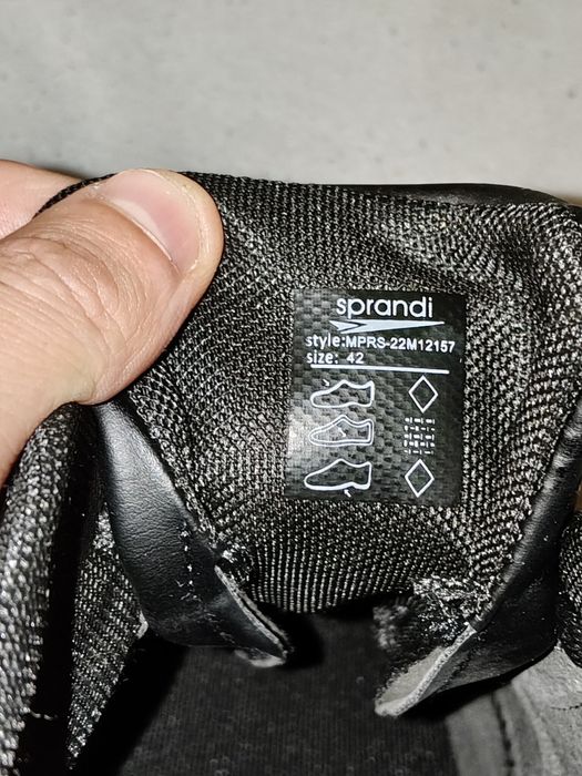 Sprzedam buty męskie