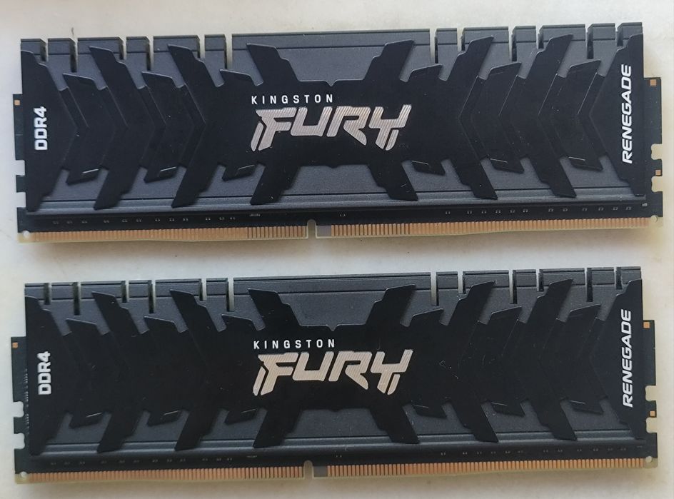 Kingston Fury Renegade (2x8GB) 16GB DDR4 3200 CL16