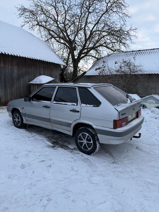 Ваз 2114 2005 рік 1.5 інжектор 8к