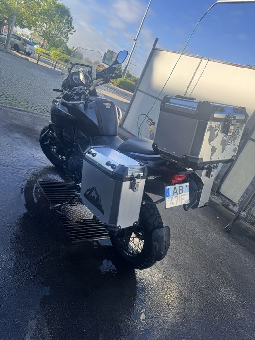 Benelli trk 502x