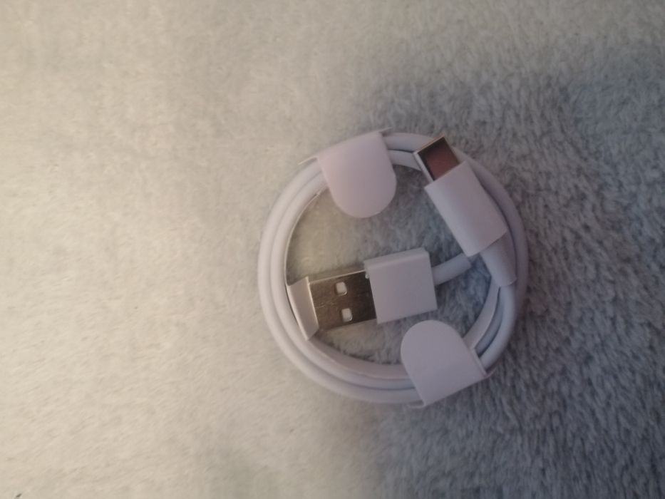 New iPhone USB-C Cable439468166292459520