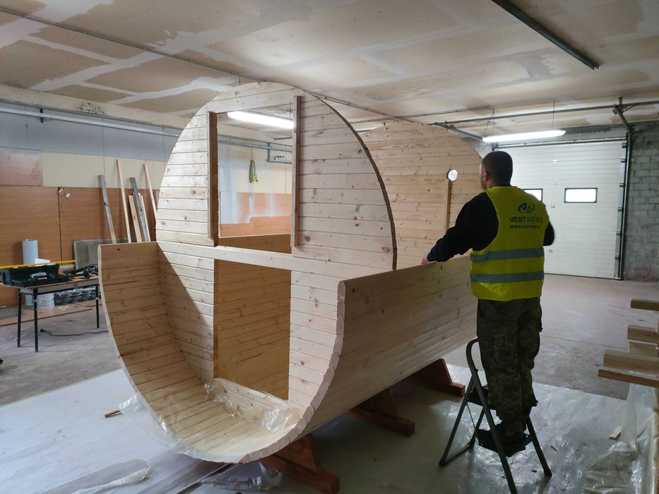 Sauna beczka 3,4m z przedsionkiem zamkniętym do samodzielnego montażu