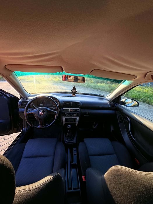 Seat Leon 1 •Rocznik 2005•Silnik 1.6 Benzyna 16V  105km•Przebieg 238500km