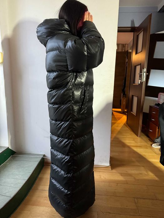 Czarny długi puchowy płaszcz Nike Nowy