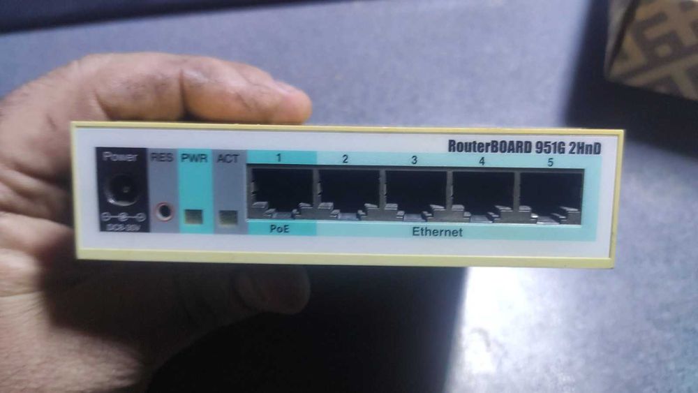 Mikrotik hap lite RB-941-2nD-TC и MikroTik RB951Ui-2HnD