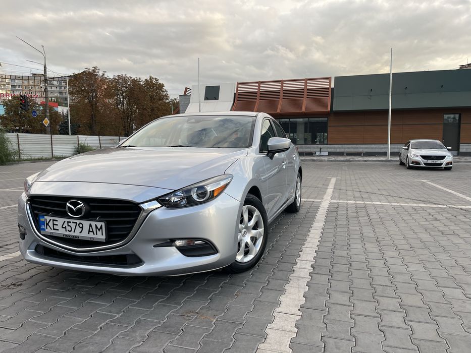 Mazda 3 2018 • 2.0 • Автомат • USA