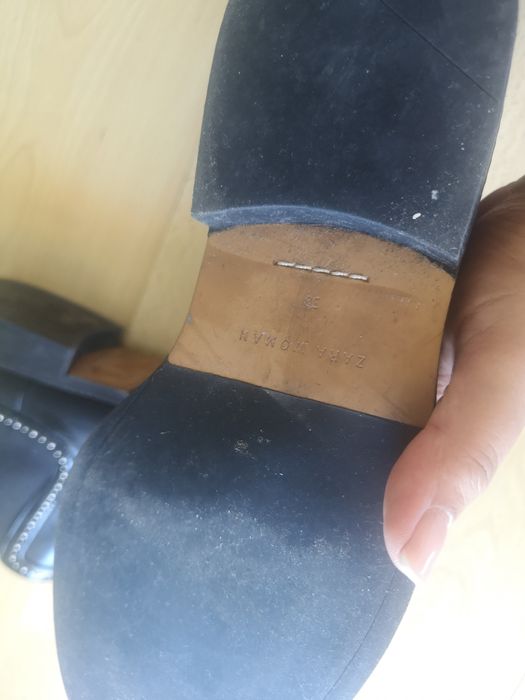 Botins Zara com tachas