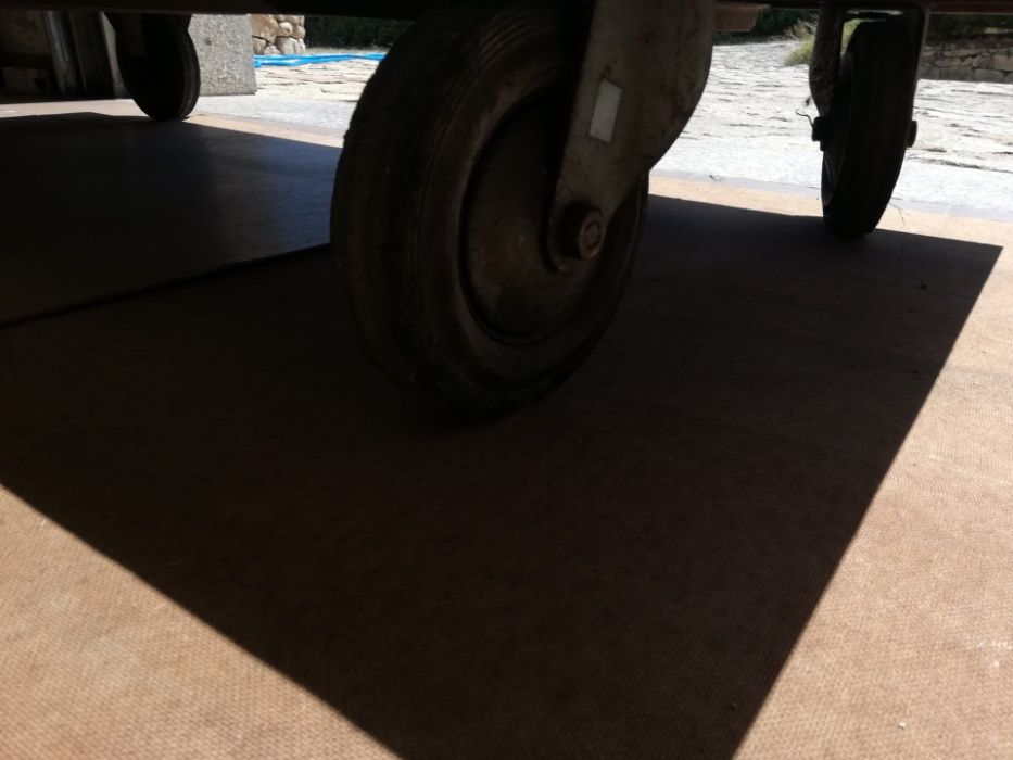 Carrinho de transporte de cargas