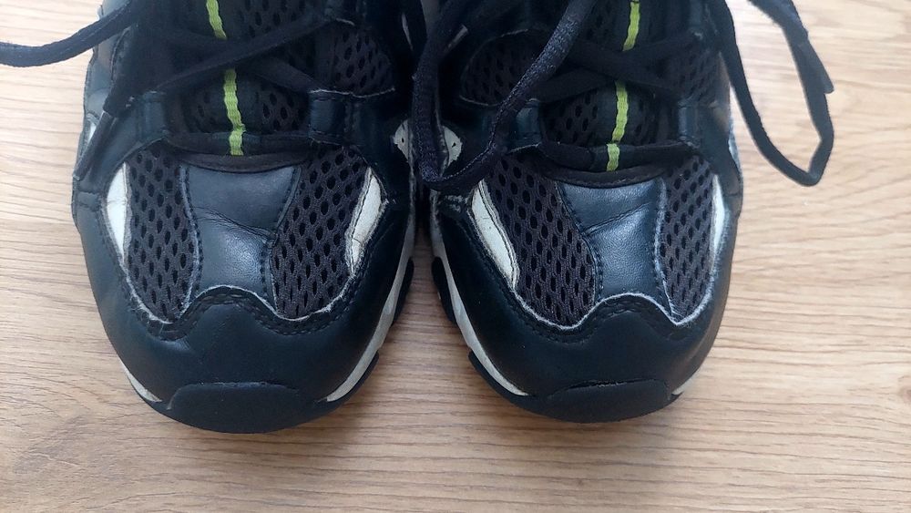 Кросівки Skechers  37 розмір 23,5-24 см