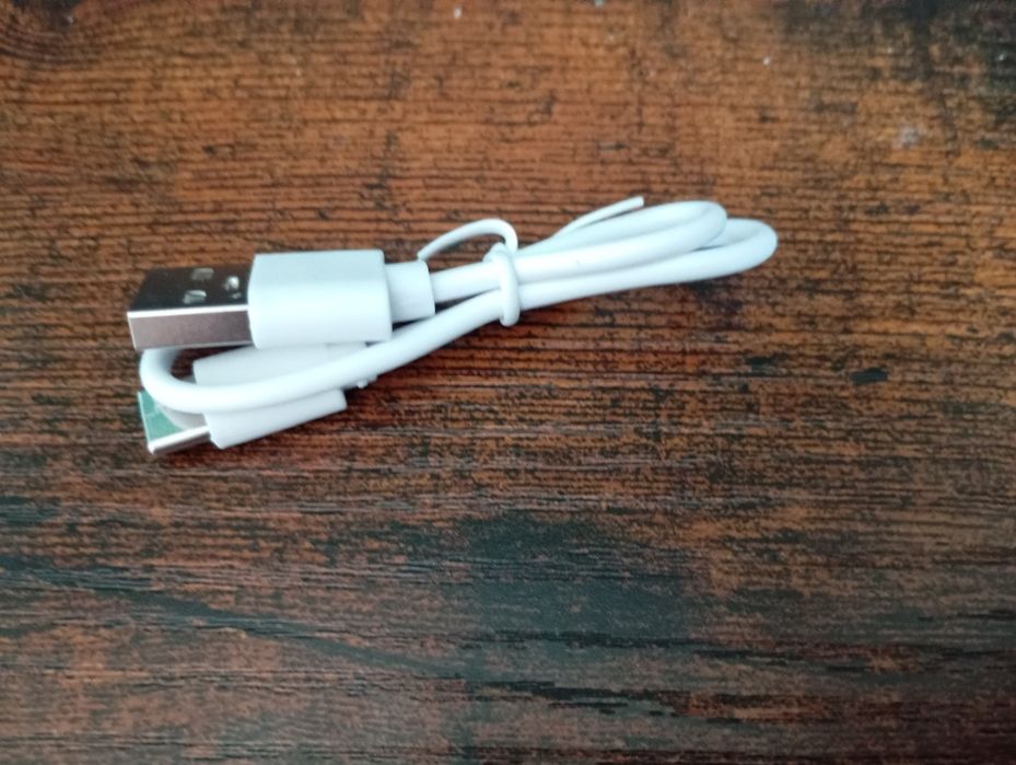 Sprzedam zielony laser, przejściówkę, zaślepkę i kabel usb