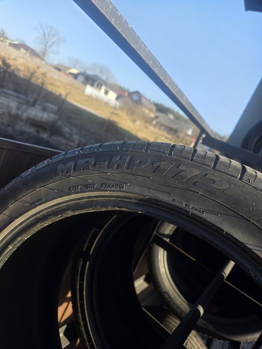 Резина  mirage 295/40 r21