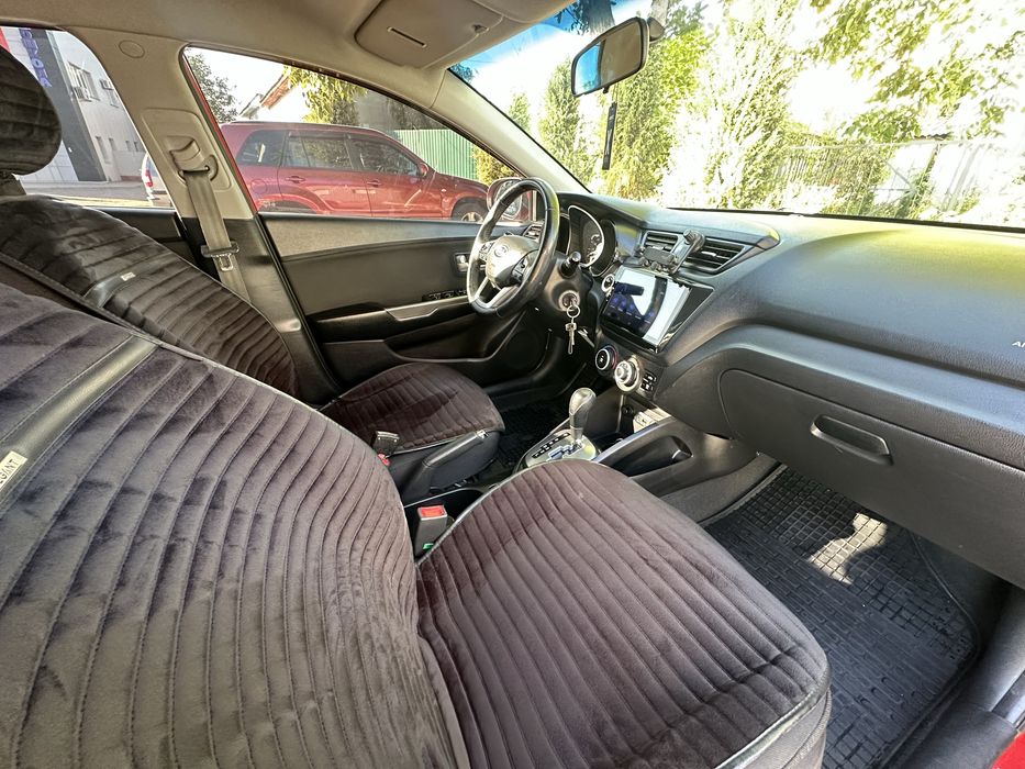 Kia rio 2012 автомат 7799$