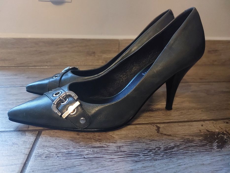 Szpilki skórzane 39