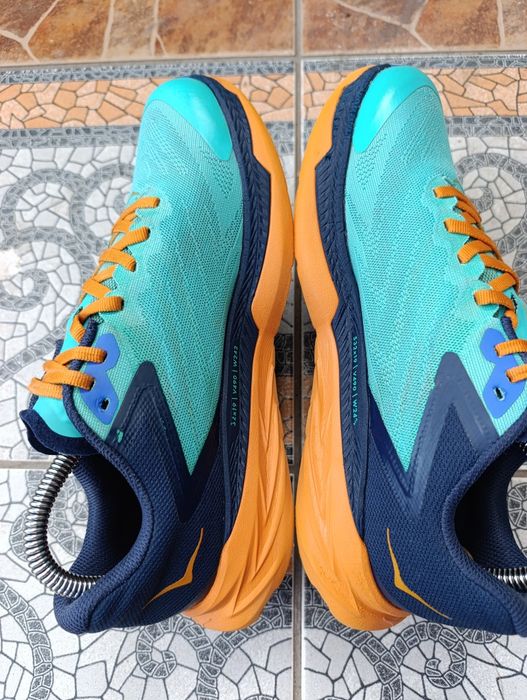 Hoka 38-39p. Жіночі трекінгові кросівки.