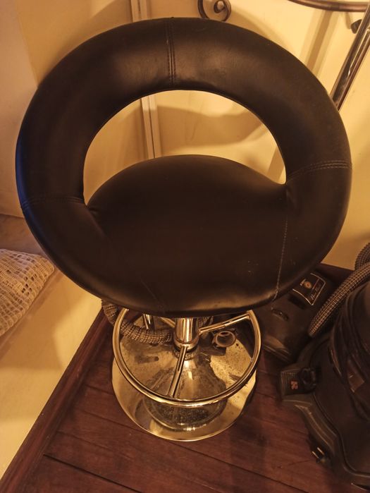 Solidny  czarny hoker