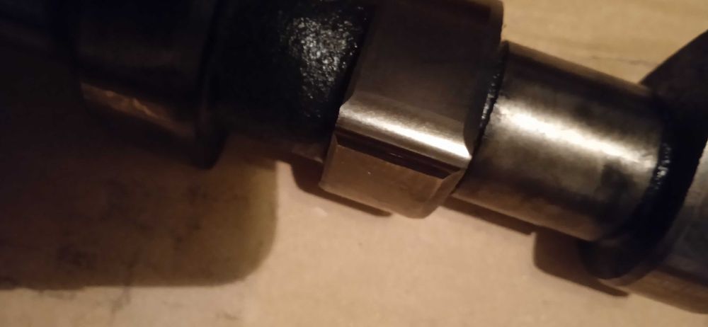 Розпредвал на BMW M41