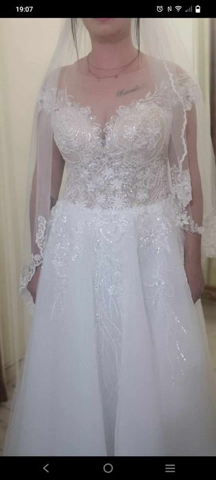 Sprzedam suknię ślubną rozmiar 40/42